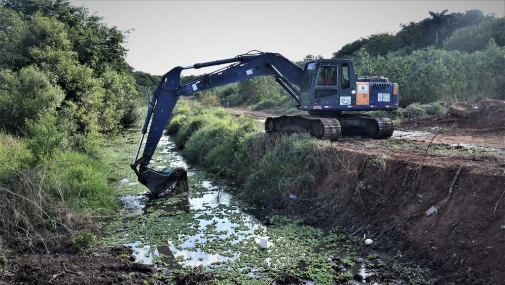 Desassoreamento de rios chega a 74 cidades de SP